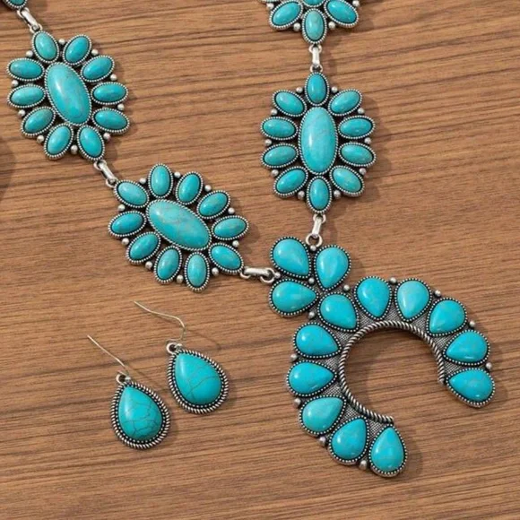 New Faux Turquoise Floral Squash Blossom Western Boho Necklace and Earring Set - Picture 9 of 10